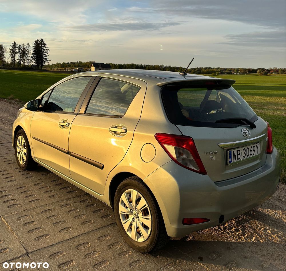Toyota Yaris 1.33 Luna - 7