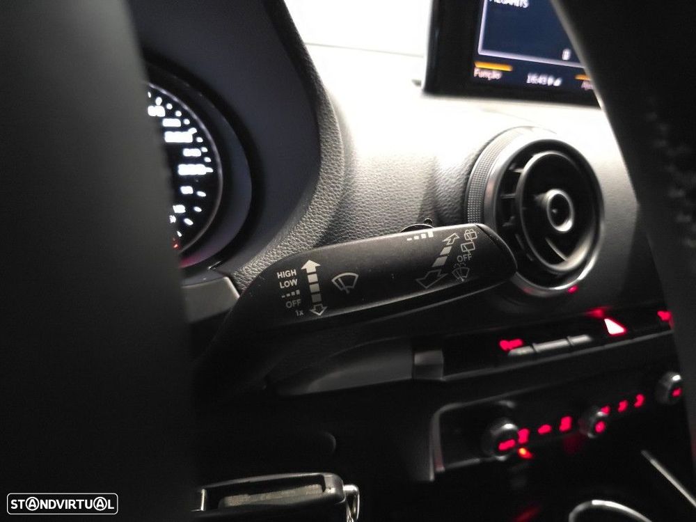 Audi A3 Sportback 1.6 TDI Attraction S tronic - 27