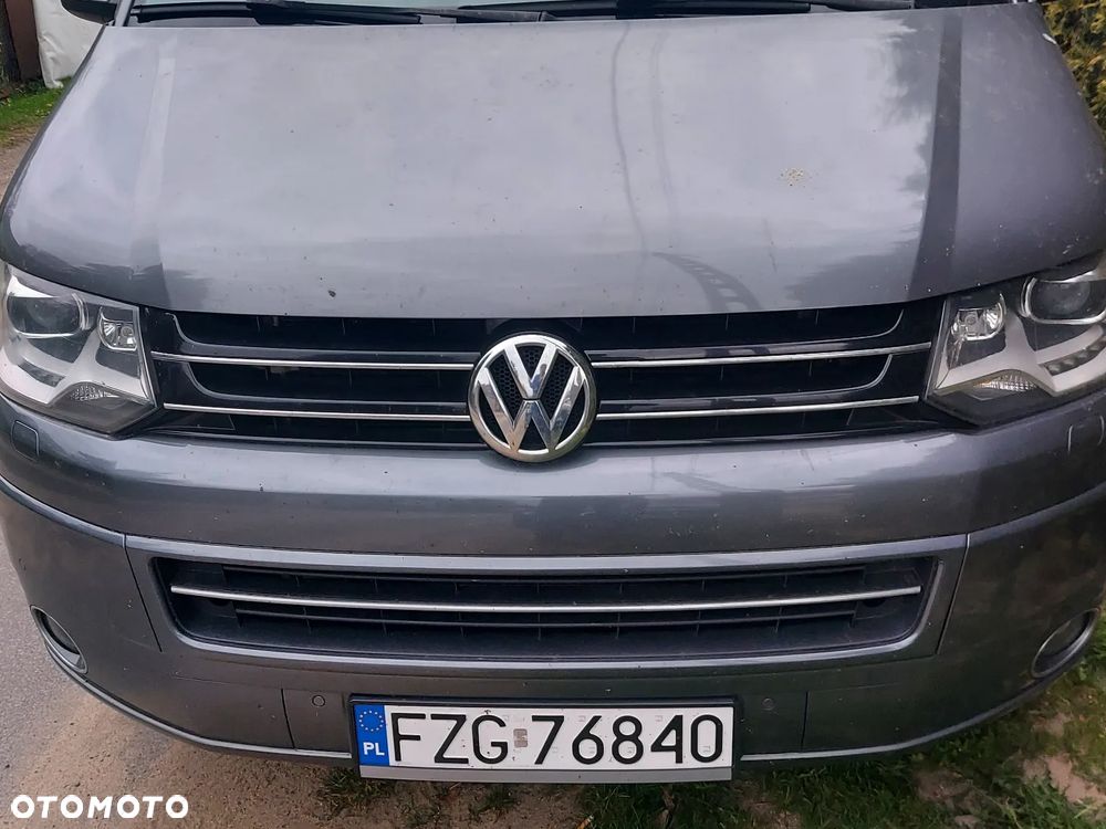 Volkswagen Multivan - 1
