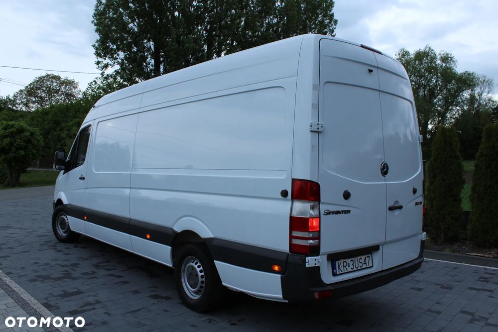 Mercedes-Benz sprinter - 10