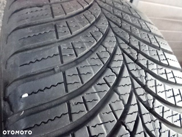 225/45/R18 95W Goodyear Vector 4 seasons Gen-3 - 4