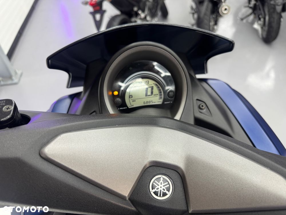Yamaha NMAX - 35