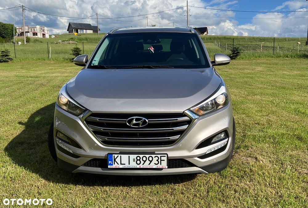 Hyundai Tucson 1.7 CRDI BlueDrive Style 2WD - 1