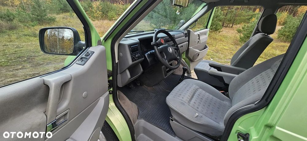 Volkswagen Caravelle Basis / CL - 10