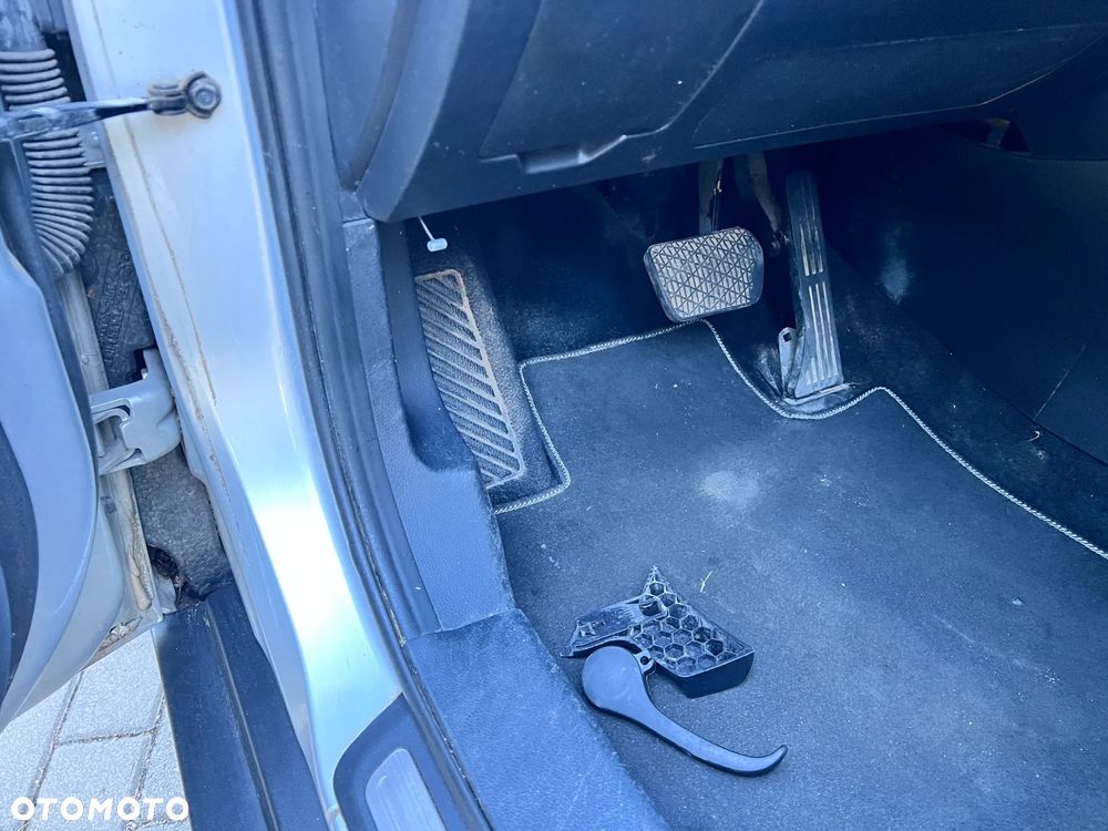 SsangYong/KGM Tivoli 1.6 Sapphire - 6