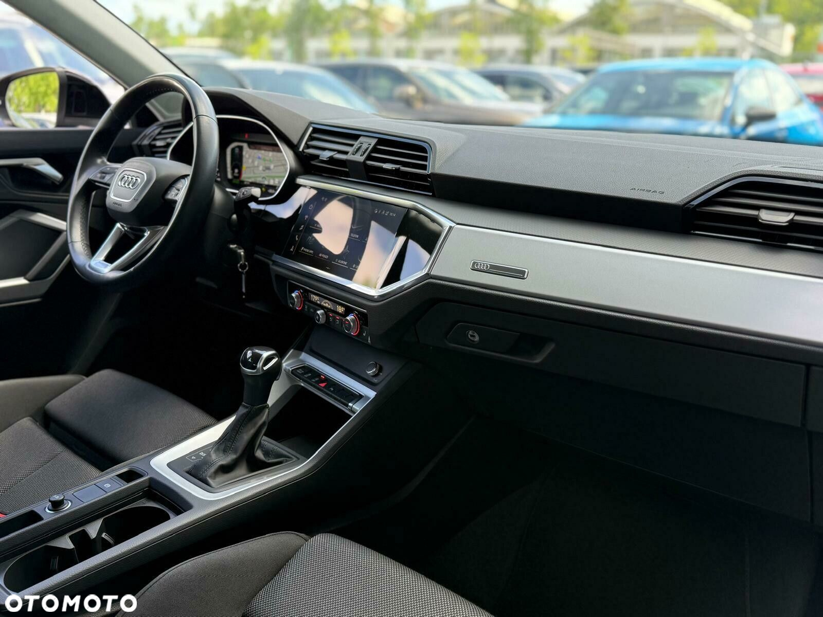 Audi Q3 - 16