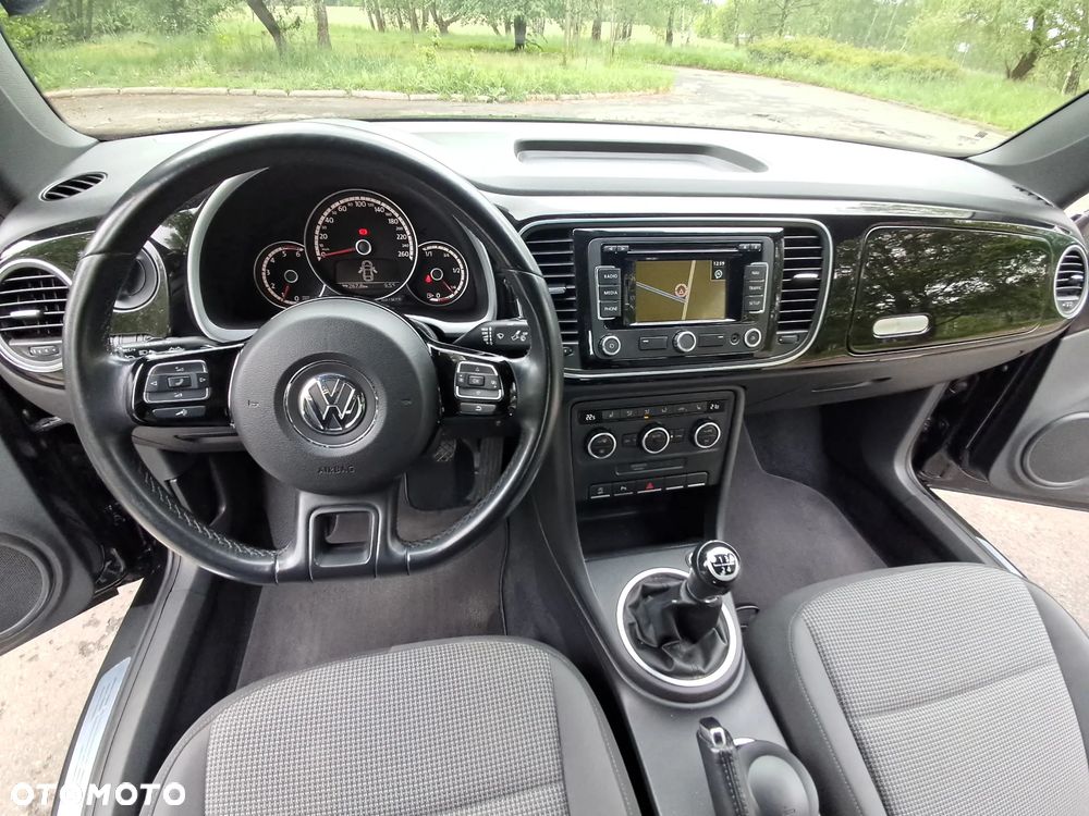 Volkswagen Beetle 1.6 TDI DPF Blue Motion Technologie Design - 15