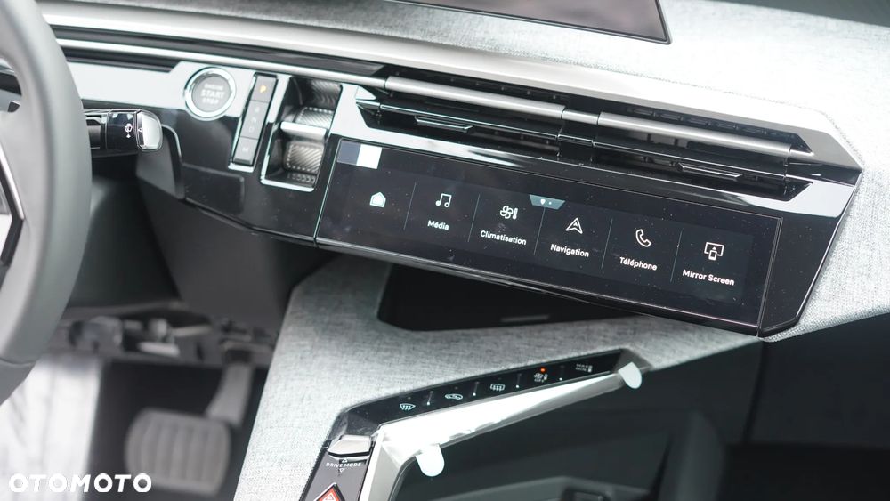 Peugeot 3008 1.2 PureTech mHEV Allure e-DCS6 - 18