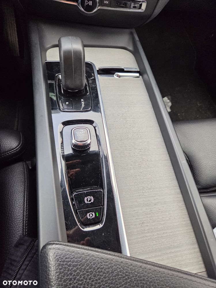 Volvo V60 Cross Country Pro B4 D AWD - 20