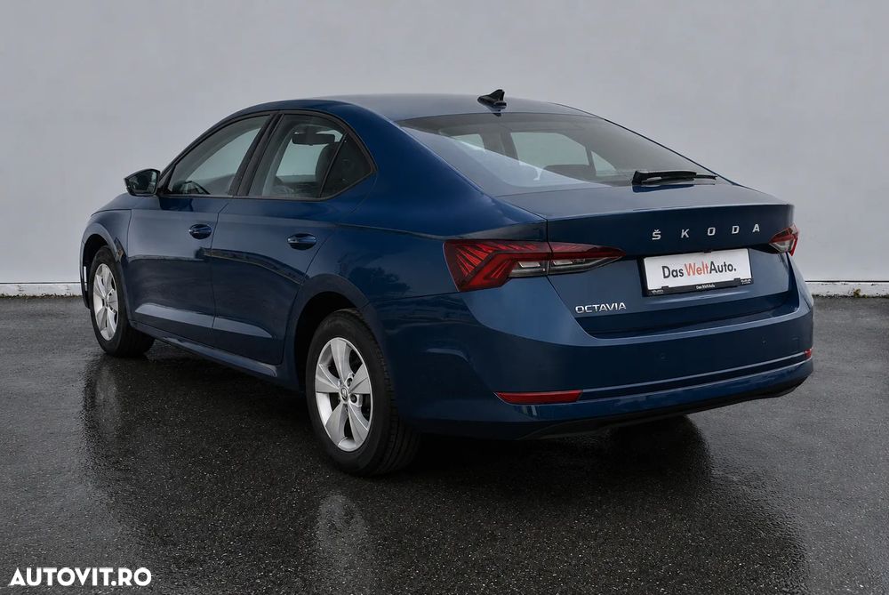 Skoda Octavia 2.0 TDI DSG Ambition - 5