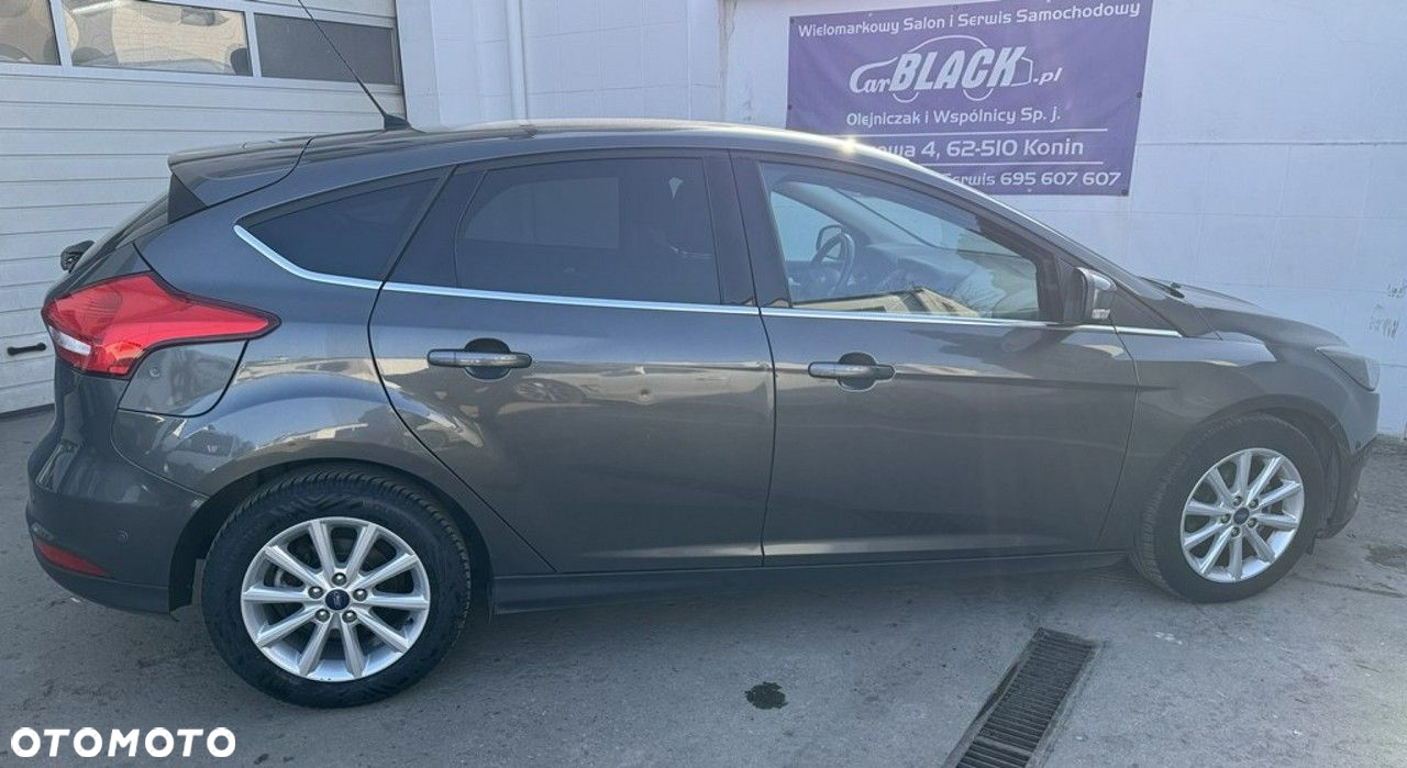 Ford Focus - 23
