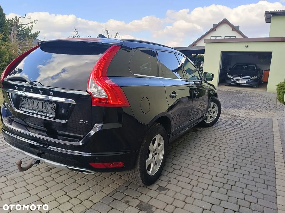 Volvo XC 60 D4 Geartronic Summum - 4