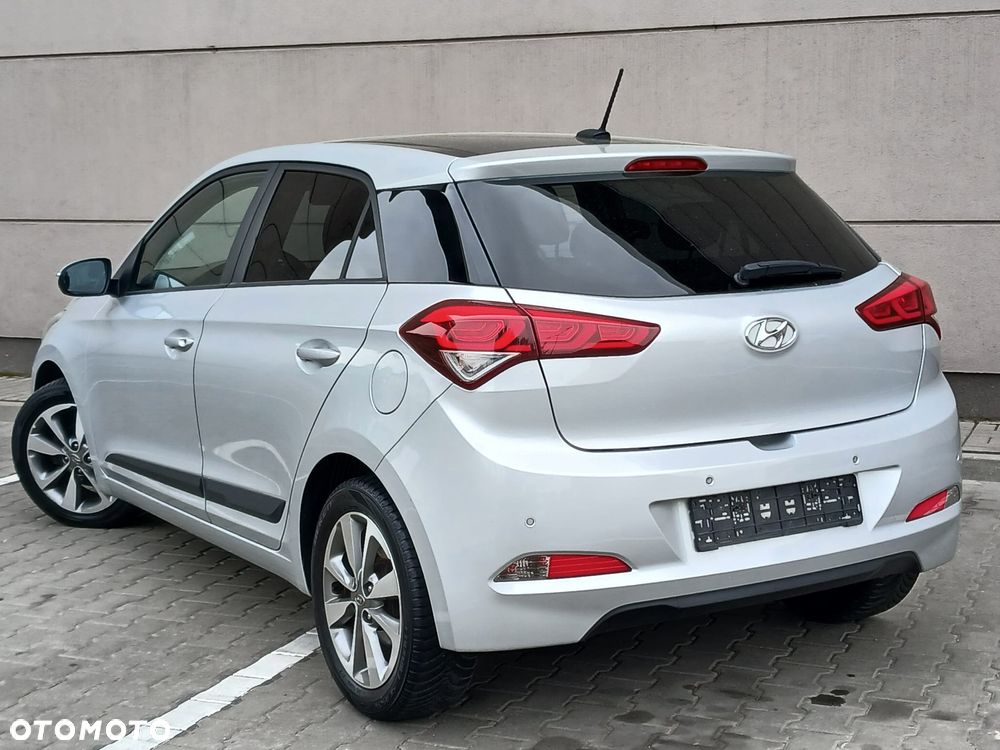 Hyundai i20 1.4 Style - 9