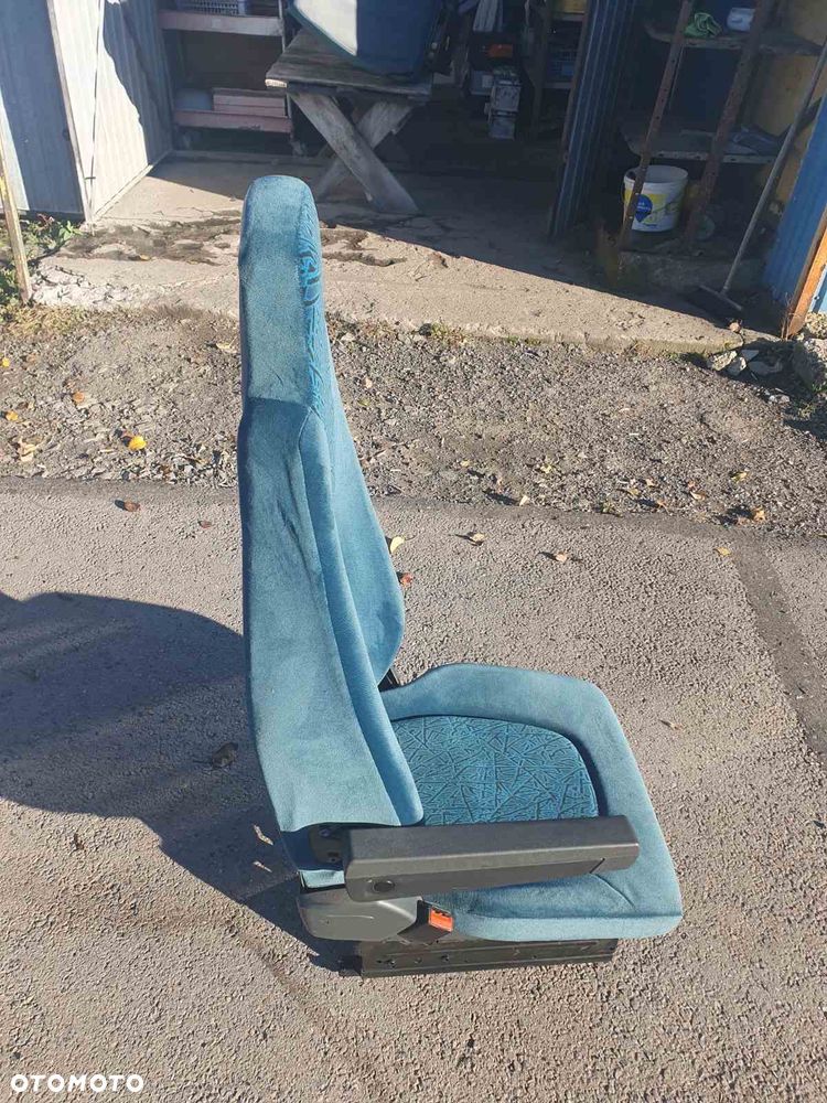 FOTEL KIEROWCY ZWYKŁY DAF LF CF - 7