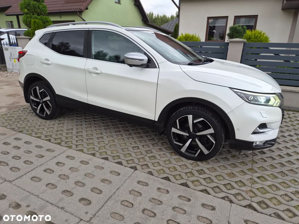 Nissan Qashqai 1.2 DIG-T Xtronic TEKNA+ - 10