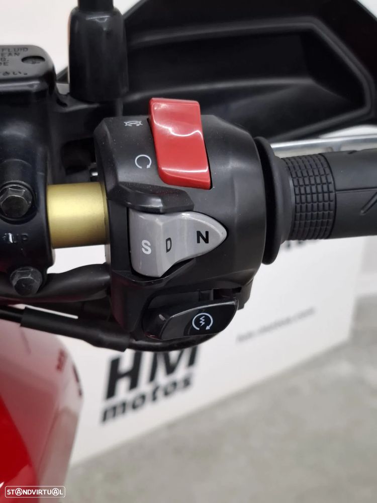 Honda X-ADV 750 - 11
