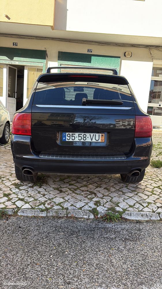 Porsche Cayenne - 22
