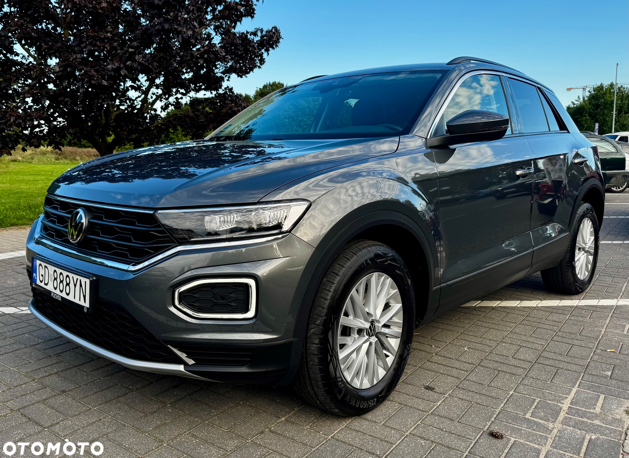 Volkswagen T-Roc 1.0 TSI Advance - 11