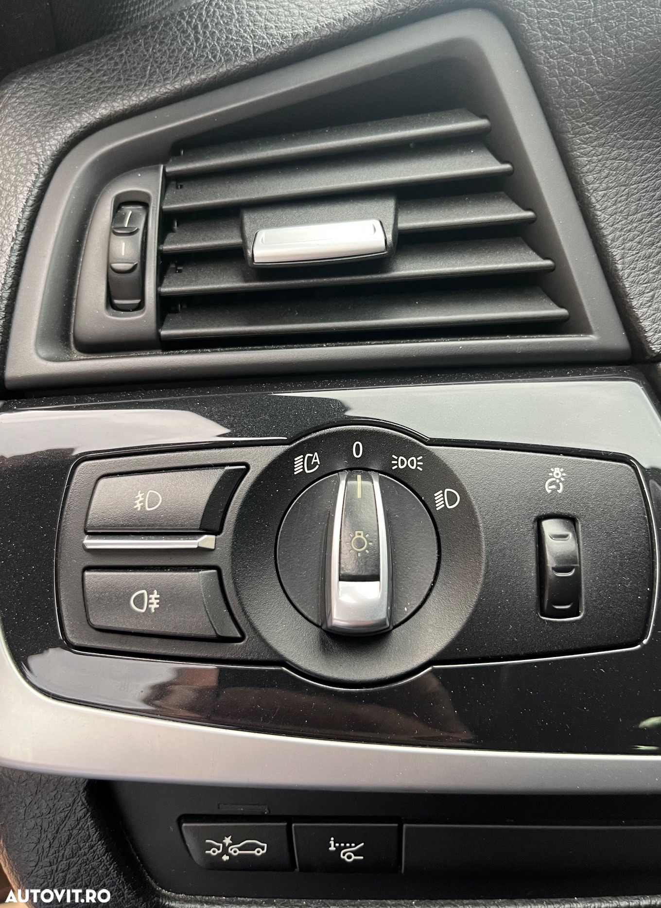 BMW Seria 5 525d Touring Sport-Aut. - 15