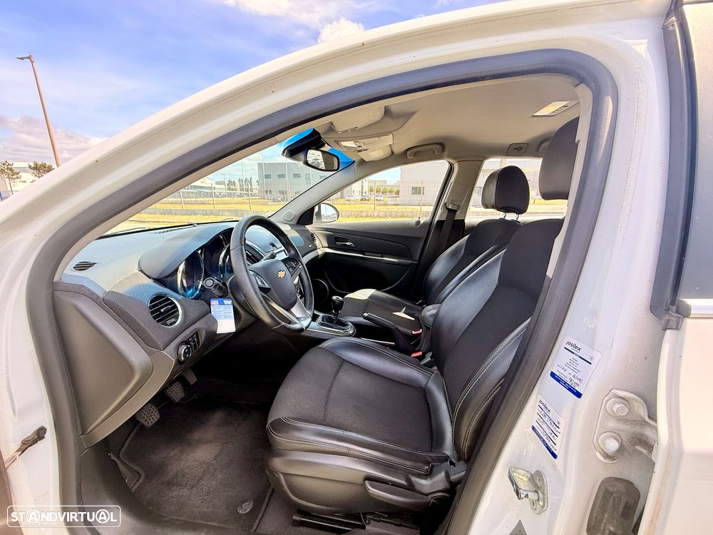 Chevrolet Cruze SW 1.7 VCDi LTZ - 10
