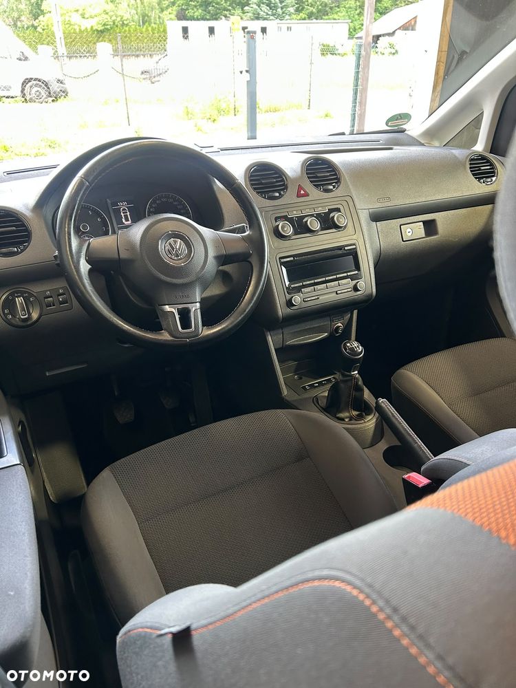 Volkswagen Caddy Highline - 32