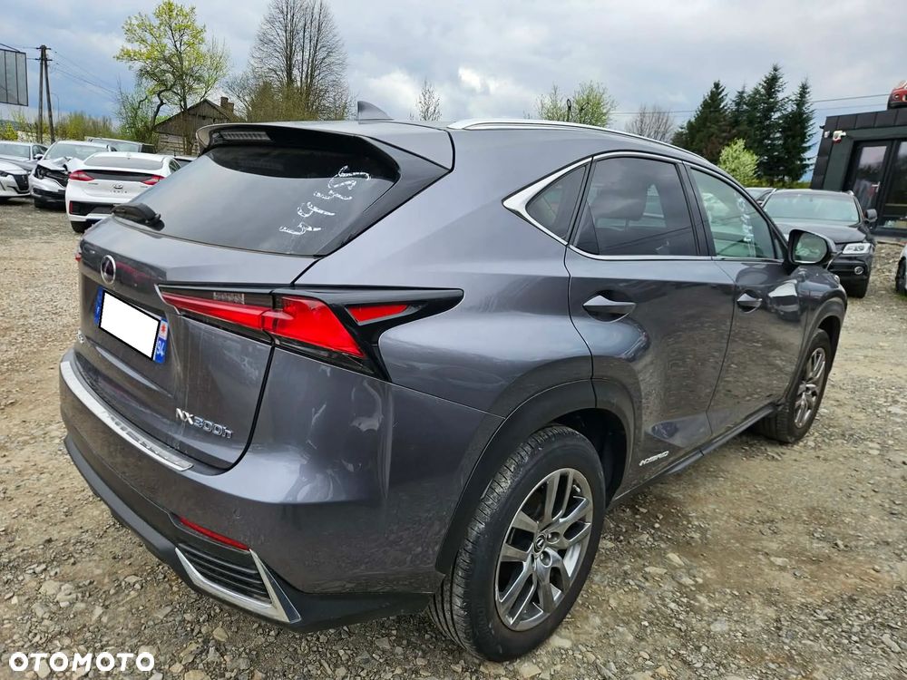 Lexus NX 300h Elite AWD - 1