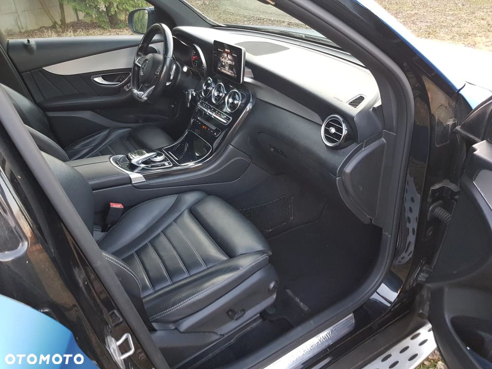 Mercedes-Benz GLC 250 d 4Matic 9G-TRONIC AMG Line - 5