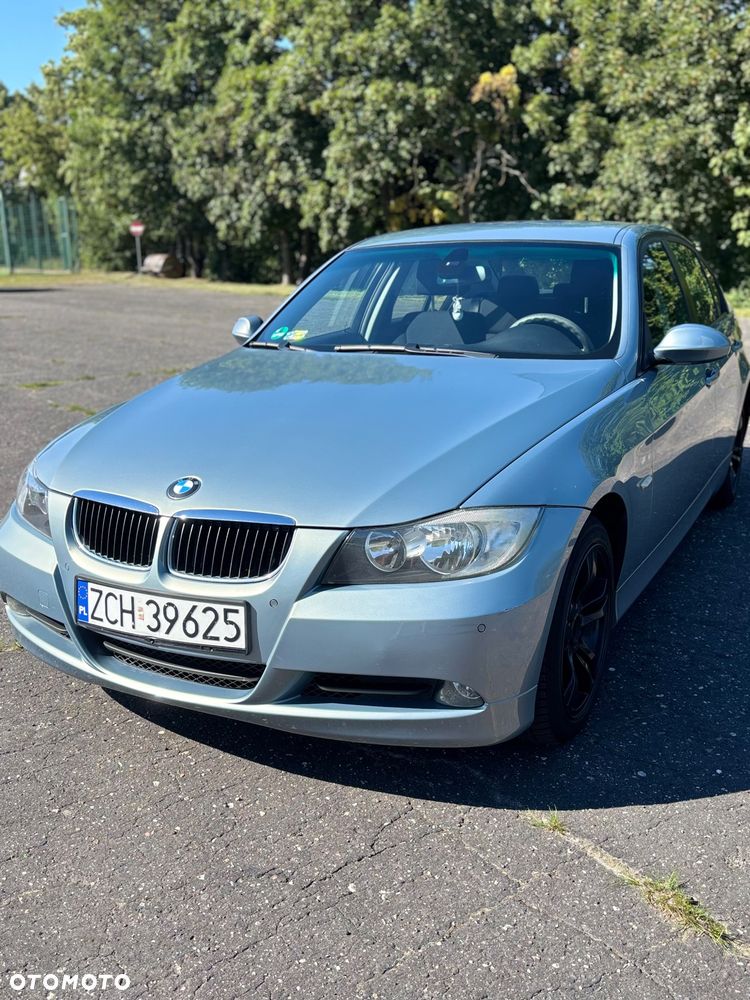 BMW Seria 3 320d - 15