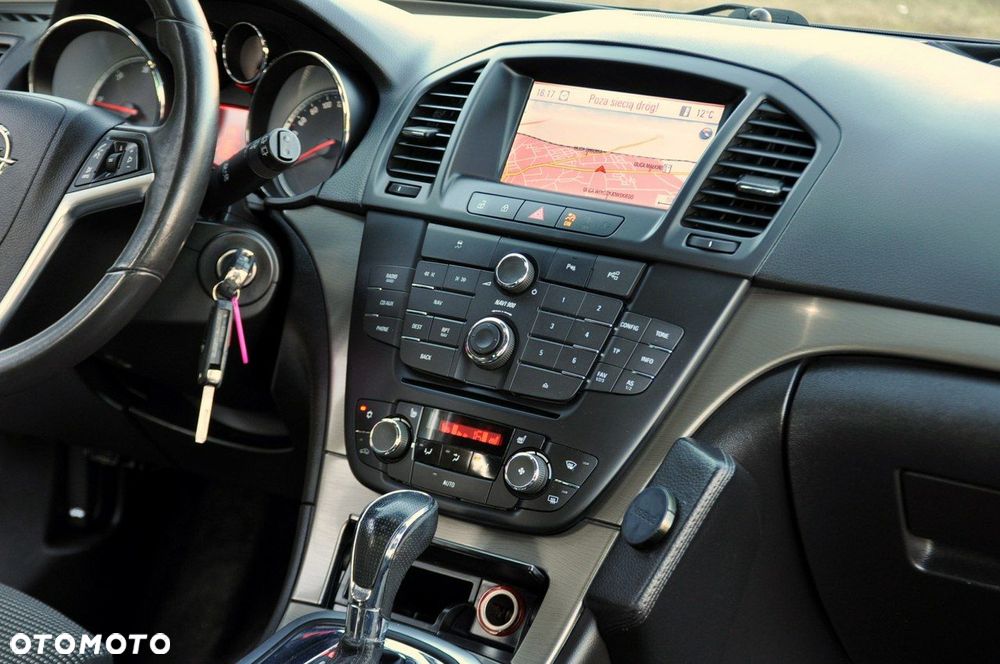 Opel Insignia - 26