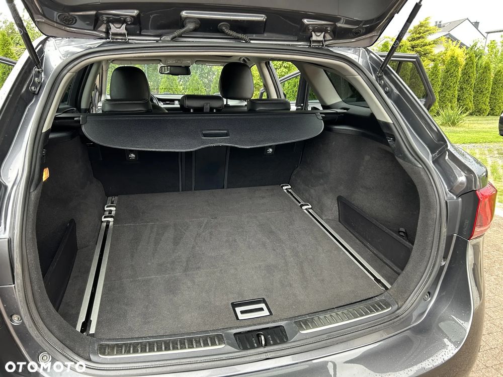 Toyota Avensis - 29