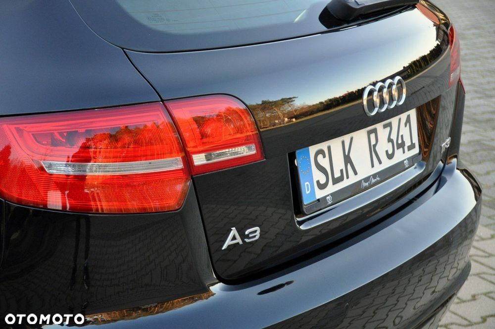 Audi A3 Sportback - 16