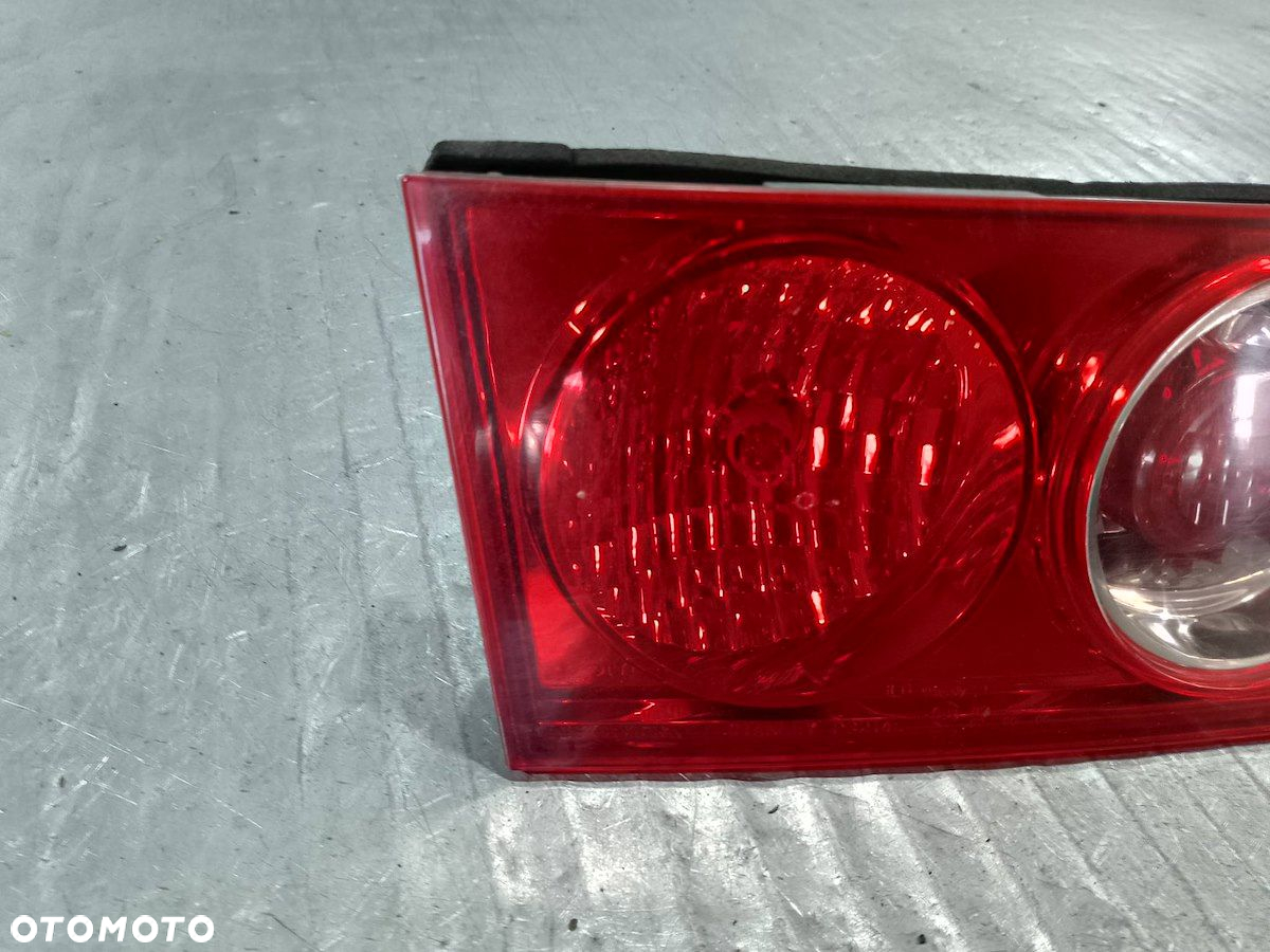 LAMPA TYLNA LEWA W KLAPE HONDA ACCORD VII P3214L - 3