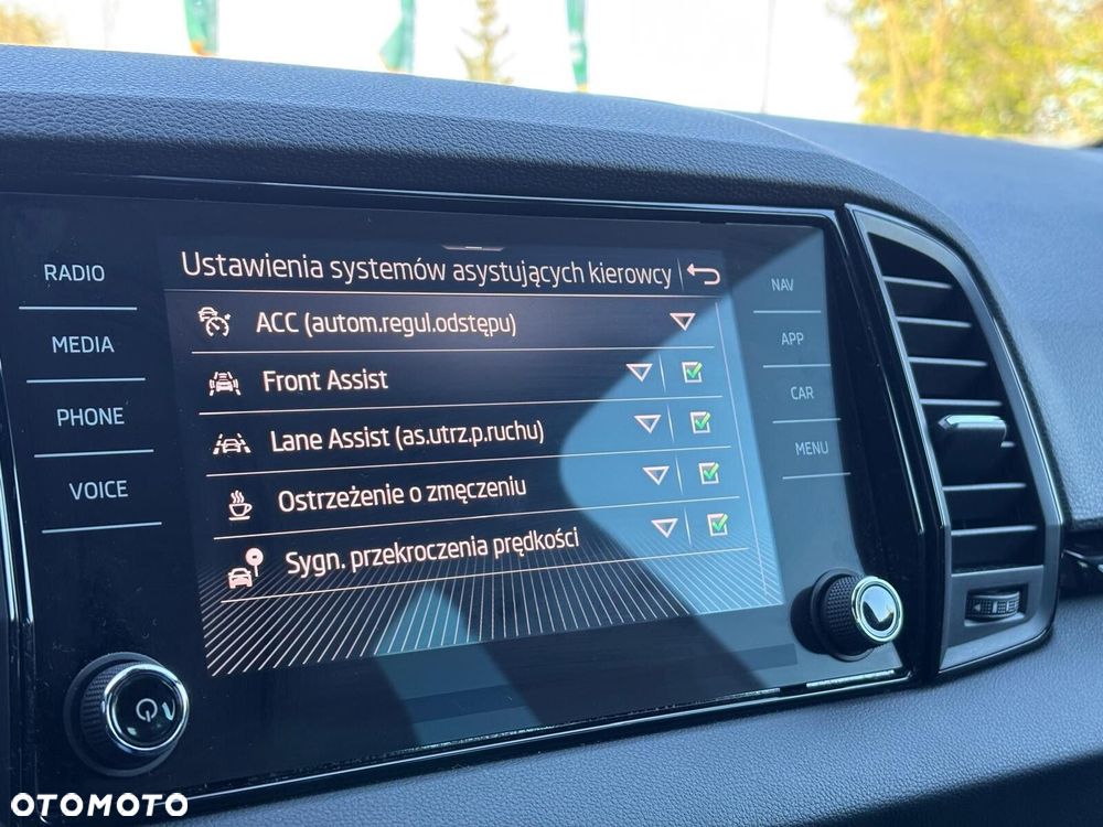 Skoda Karoq 1.5 TSI ACT Sportline DSG - 20