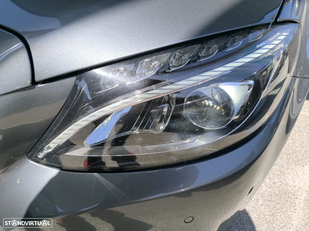 Mercedes-Benz C 220 - 12