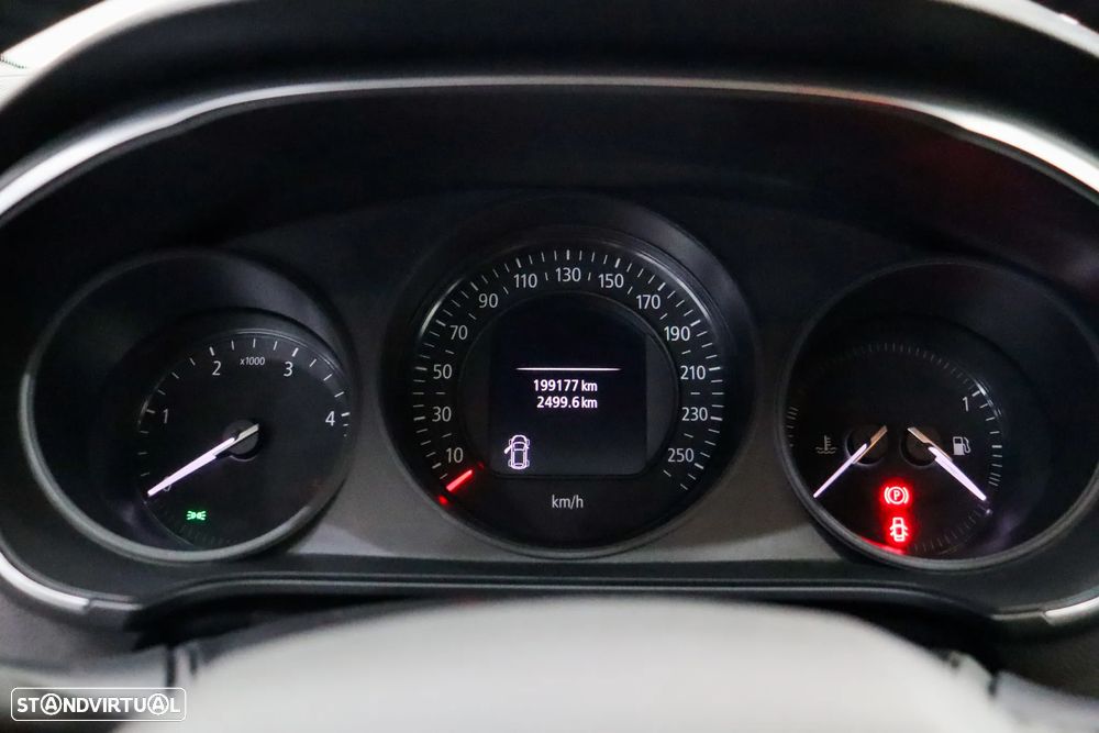 Renault MEGANE 4 - 14