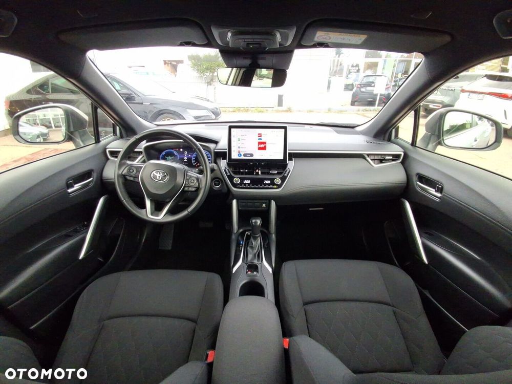 Toyota Corolla Cross - 3