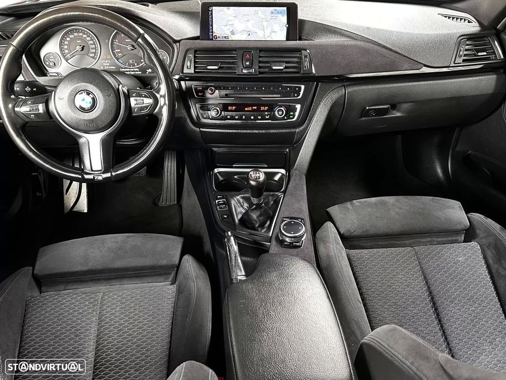 BMW 318 d Pack M - 40