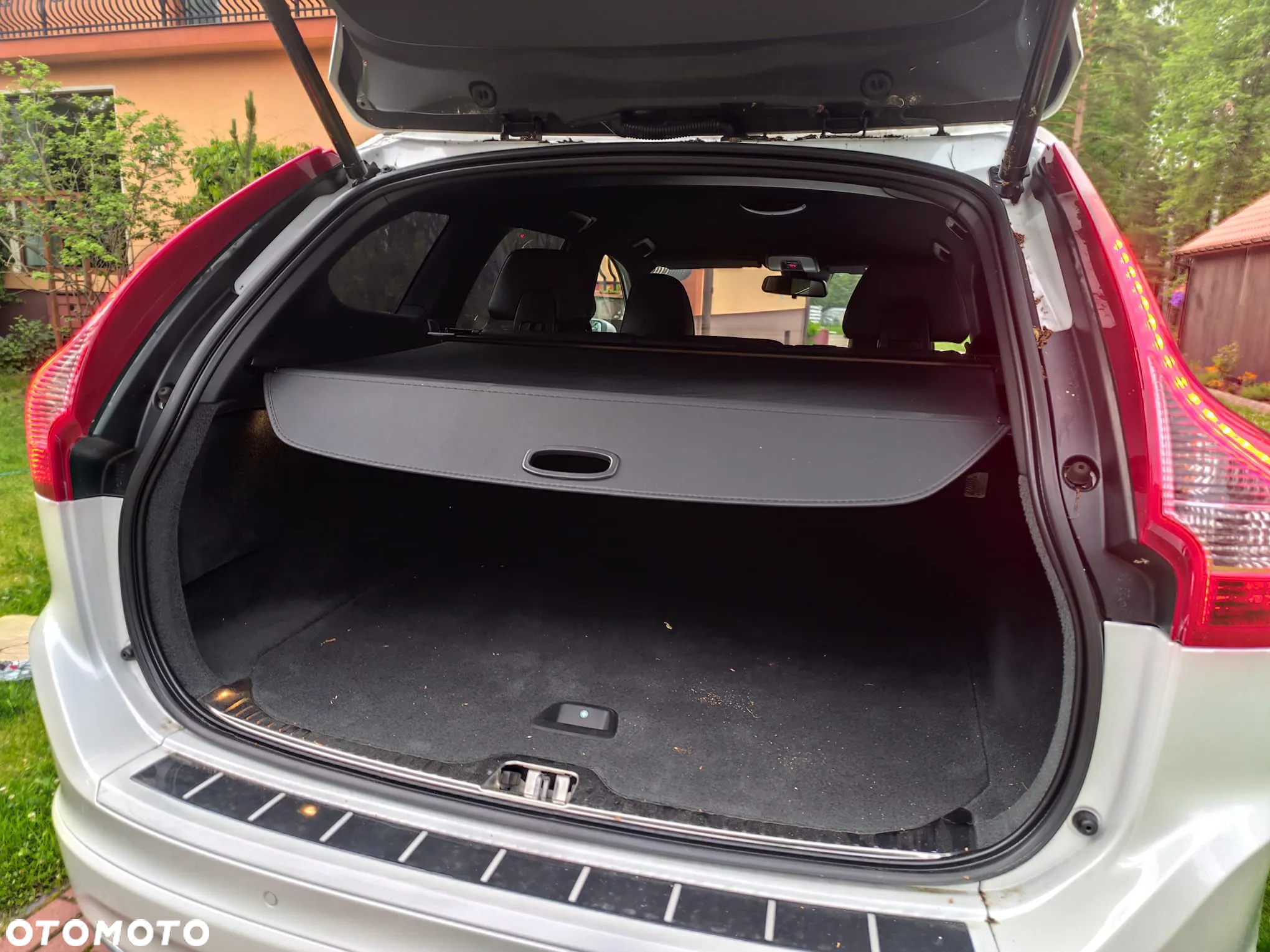 Volvo XC 60 D4 AWD Geartronic Ocean Race - 31