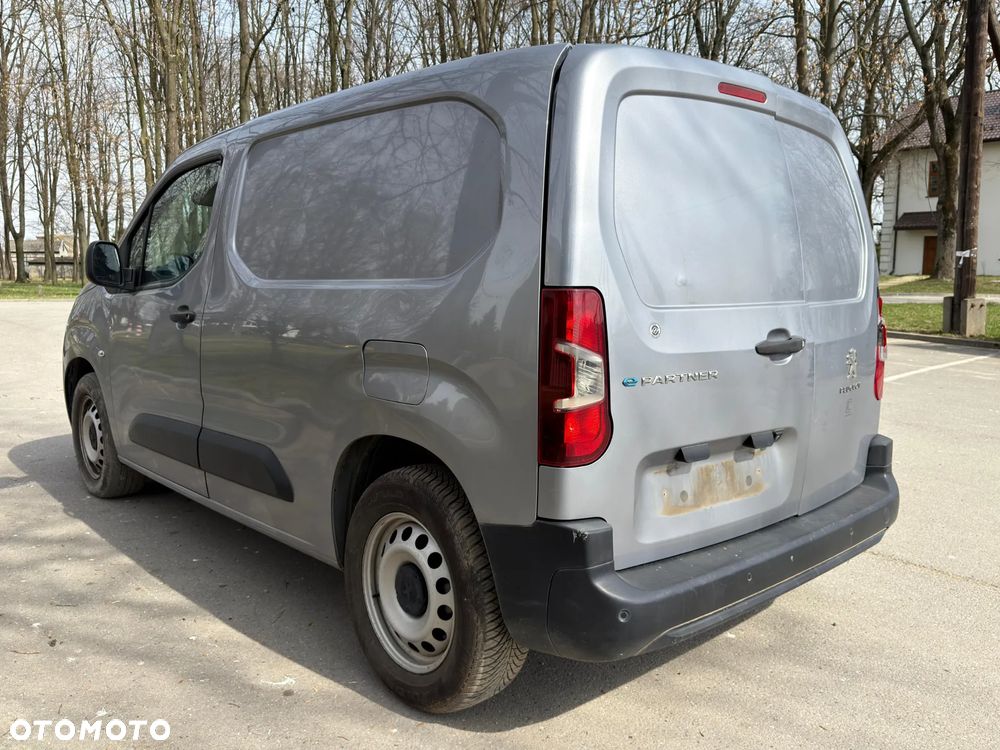 Peugeot E Partner - 3