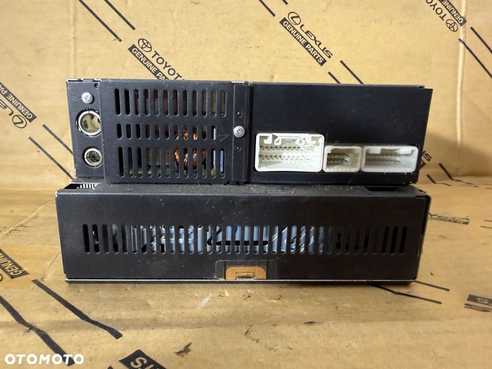 Radio Toyota Prius 03-09r. Nr. 86120-47240. - 3