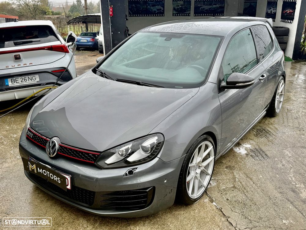 VW Golf 2.0 TSi GTI DSG - 52