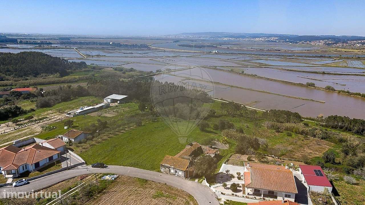 Moradia T1 para venda - Grande imagem: 2/18