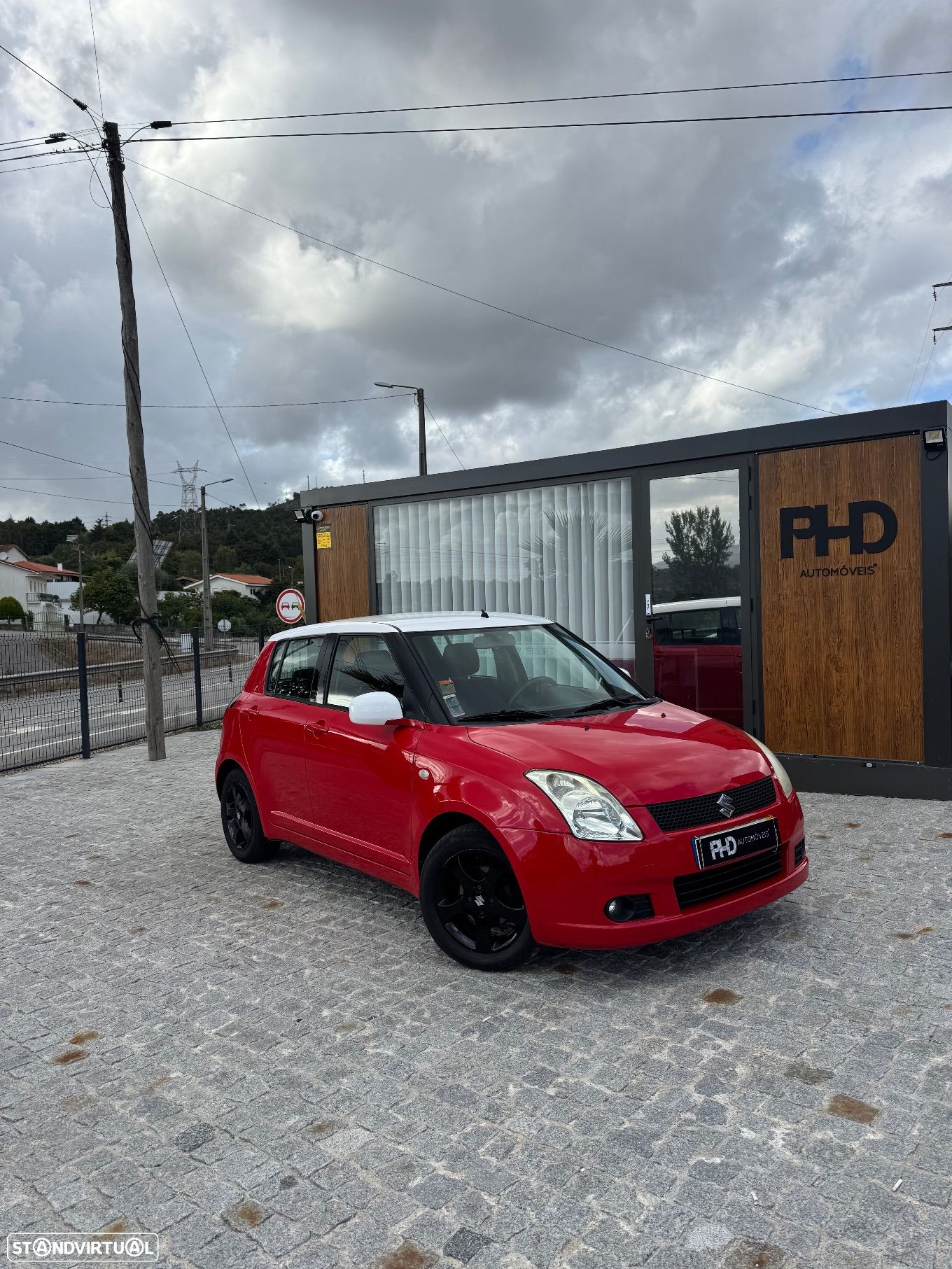 Suzuki Swift 1.3 16V Sport - 1