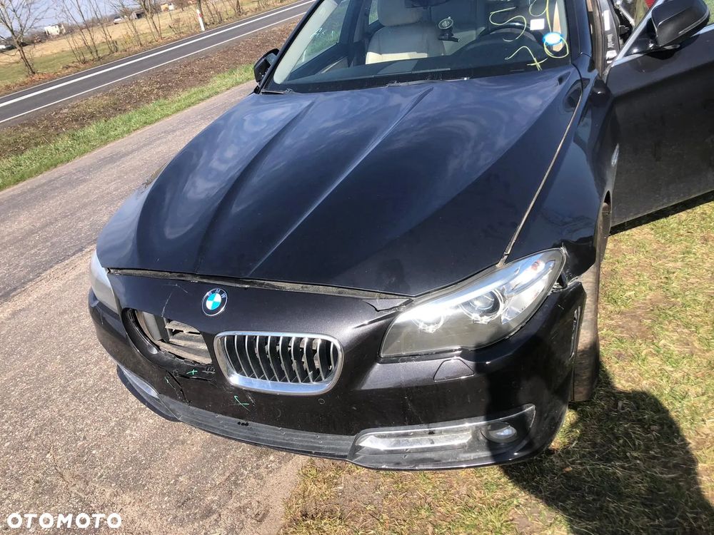 BMW 5 F10 F11 MASKA czarna A90/7 - 1