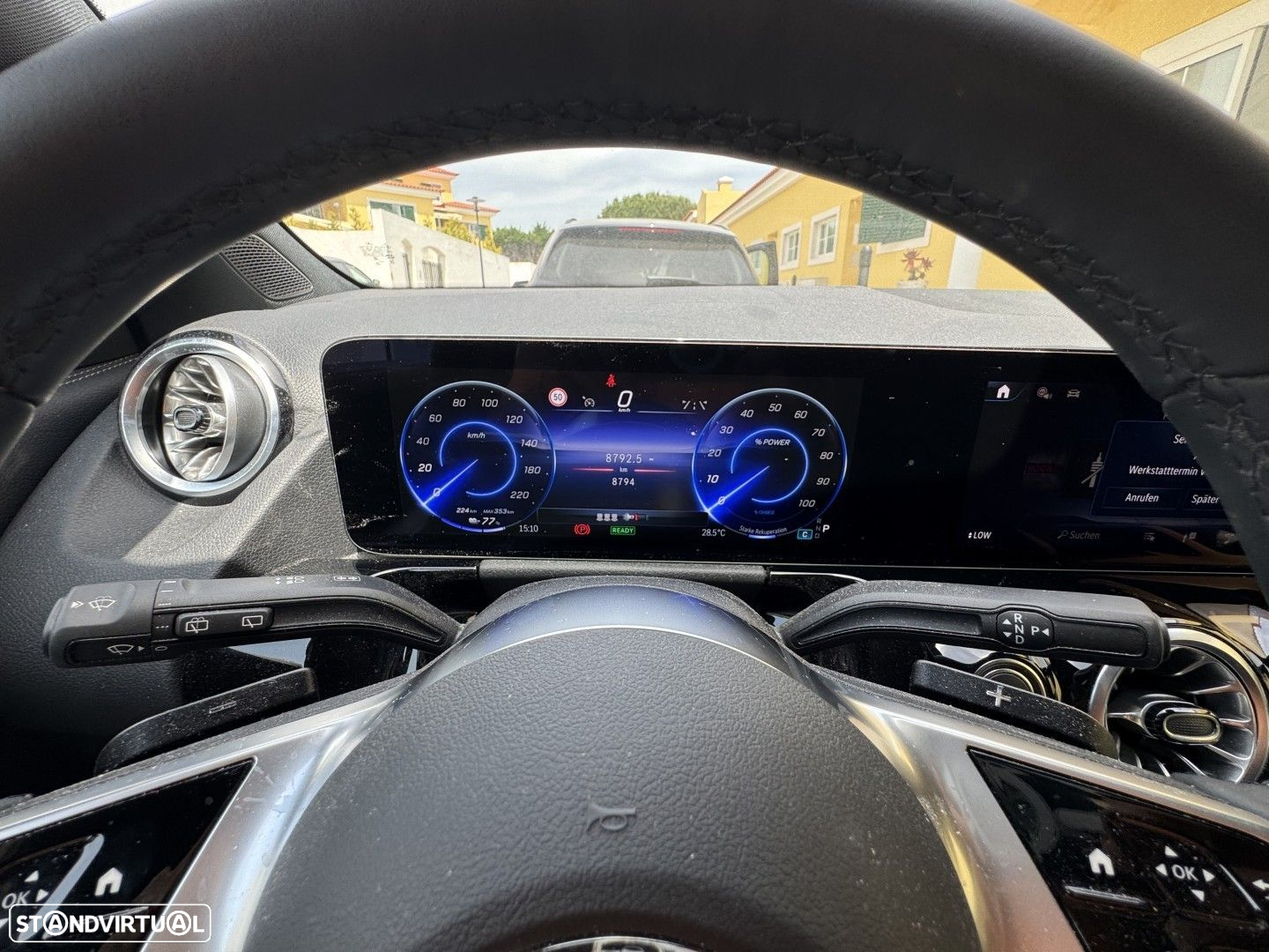 Mercedes-Benz EQA 300 4Matic Progressive - 8