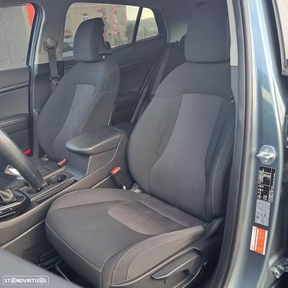 Kia Sportage 1.6 T-GDI Drive - 16