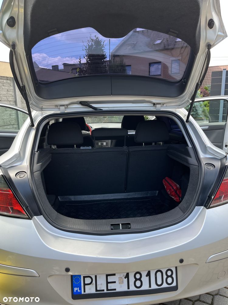 Opel Astra 1.6 Enjoy - 10