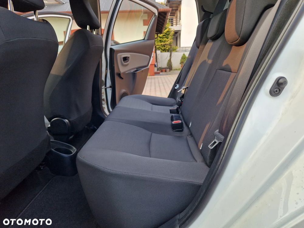 Toyota Yaris 1.5 Active - 15