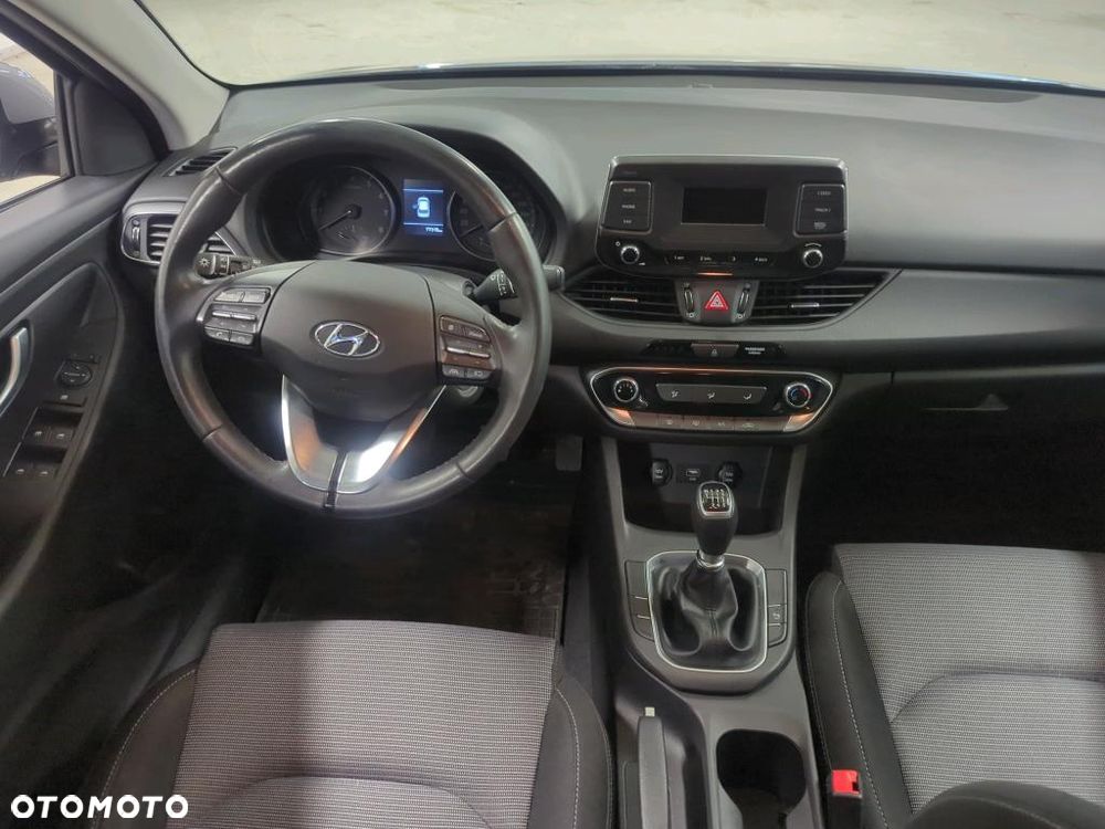 Hyundai i30 1.0 T-GDI Classic + - 7