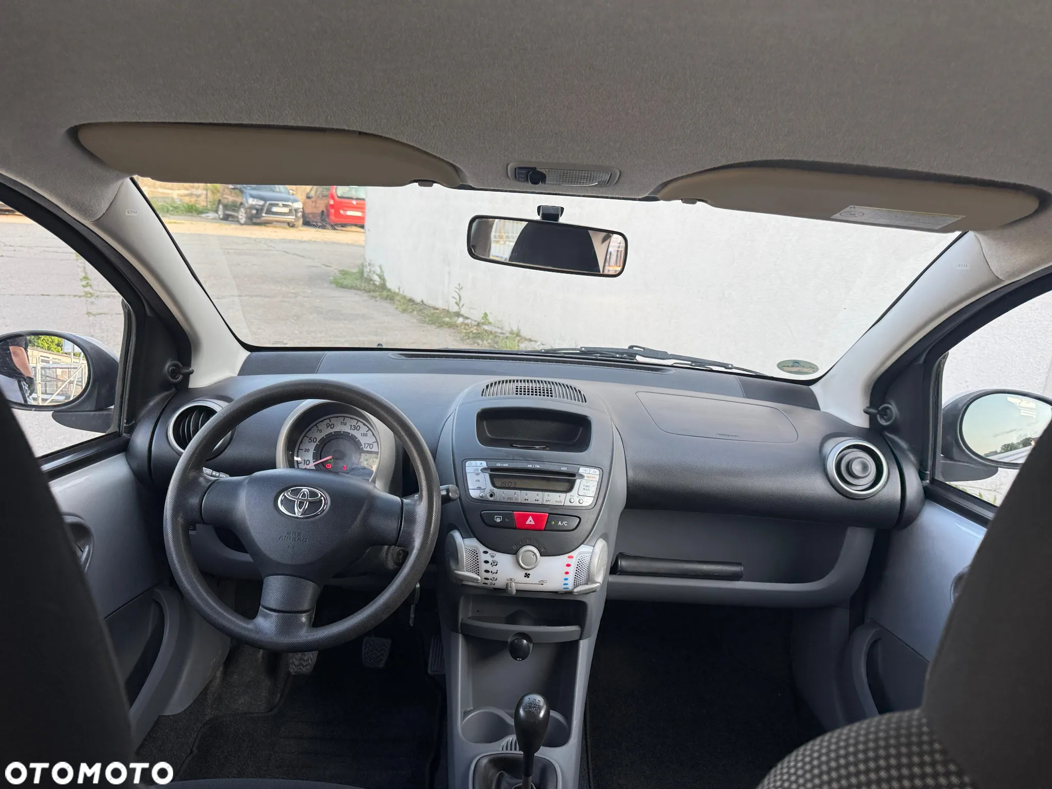 Toyota Aygo 1.0 VVT-i - 12